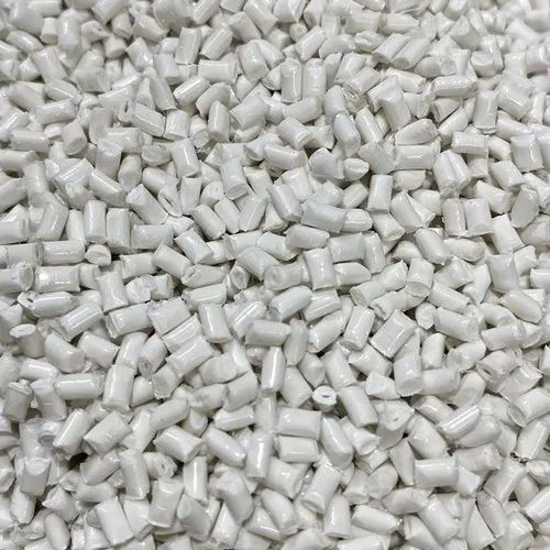 Premium white polypropylene granules with excellent purity and consistency for industrial manufacturing
